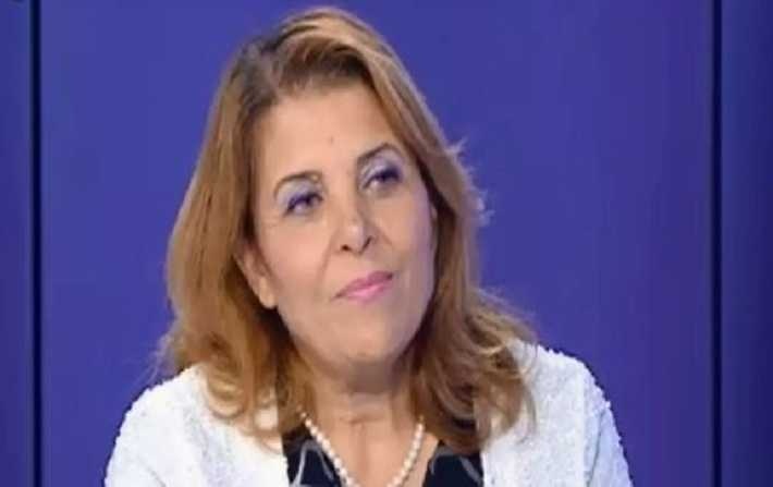 وزيرة الصناعة تؤكد إلغاء قرار تعليب الاسمنت في أكياس بلاستيكية